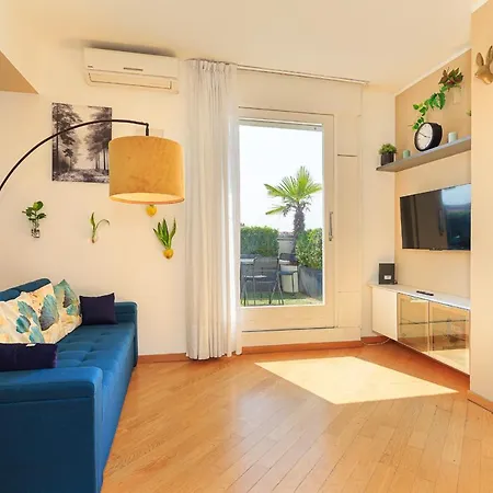 Duomo View Atticquiet Terrace! Apartment Milan